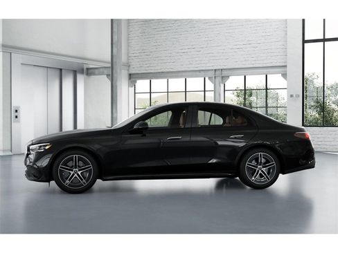 New 2026 Mercedes-Benz E 450 4MATIC Sedan image 35