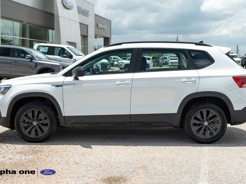 Used 2023 Volkswagen Taos S FWD image 10