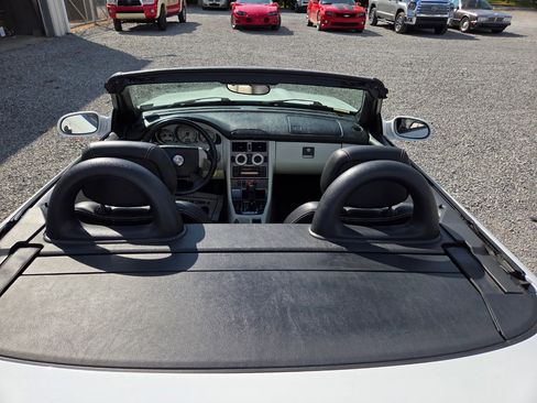 Used 1998 Mercedes-Benz SLK 230 image 19