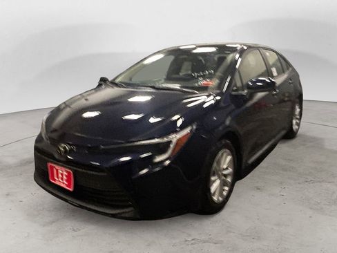 New 2026 Toyota Corolla LE FWD image 1