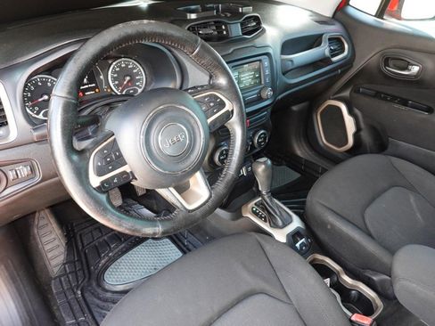 Used 2015 Jeep Renegade Latitude w/ Popular Equipment Group FWD image 15