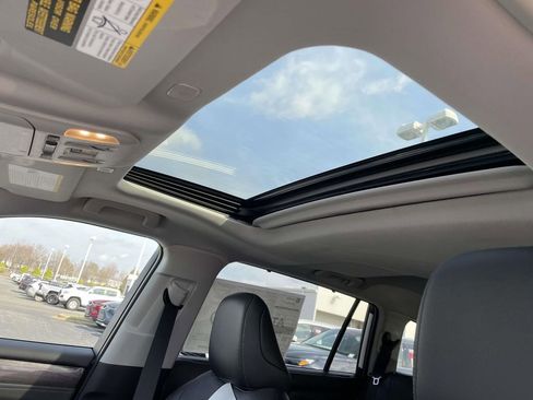 New 2026 Toyota Highlander Limited image 31