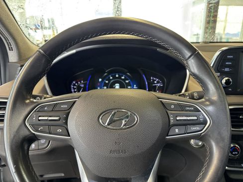 Used 2019 Hyundai Santa Fe Limited image 20