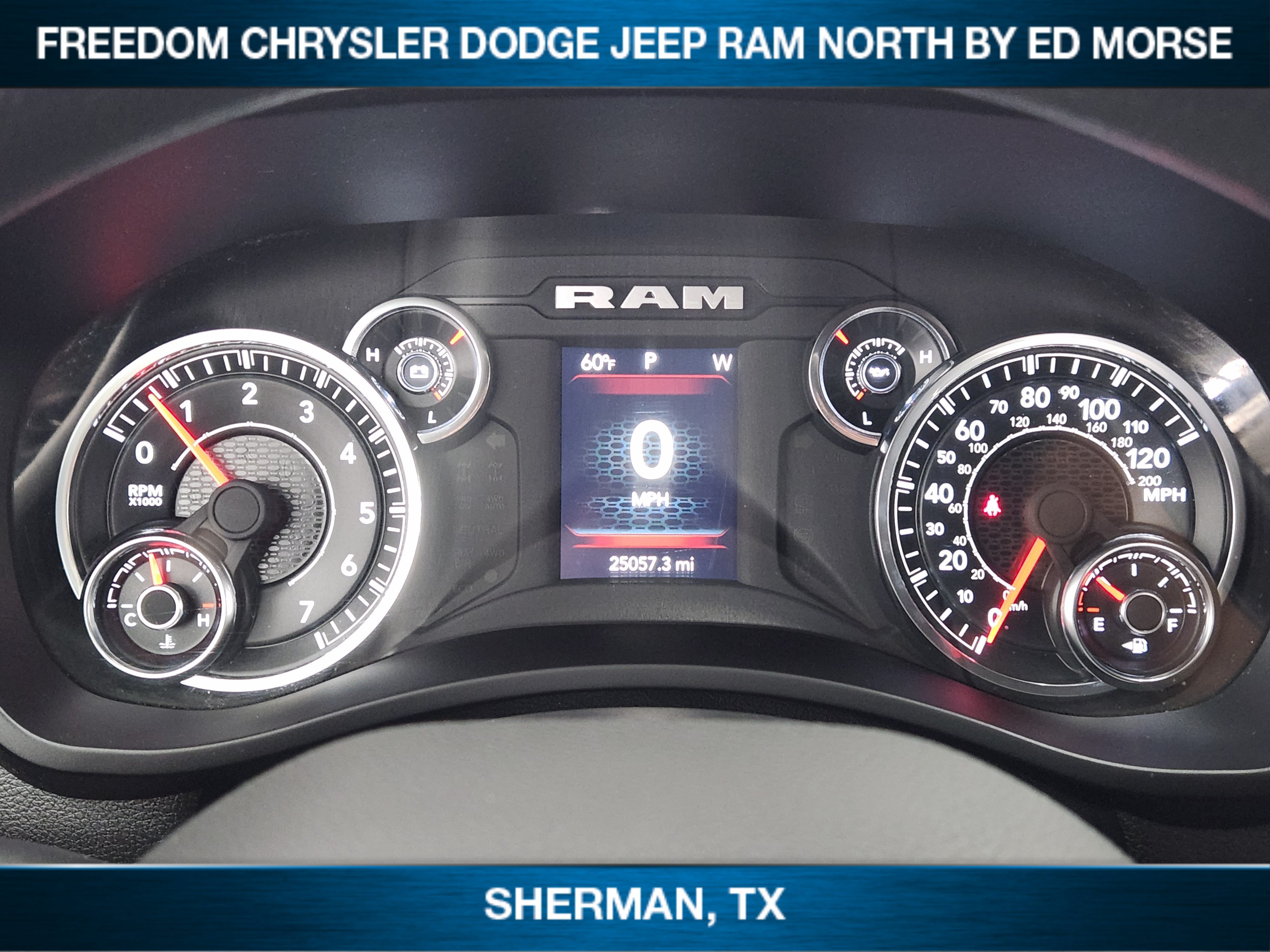 Used 2024 RAM 2500 Tradesman w/ Chrome Appearance Group AWD/4WD image 10