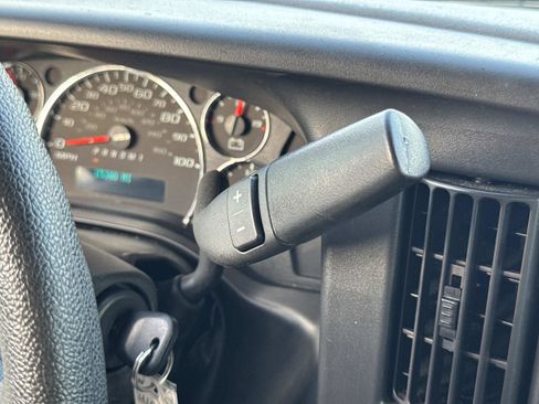 Used 2024 GMC Savana 2500 w/ Driver Convenience Package image 15