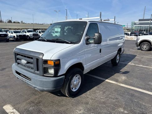 Used 2014 Ford E-250 and Econoline 250 image 4