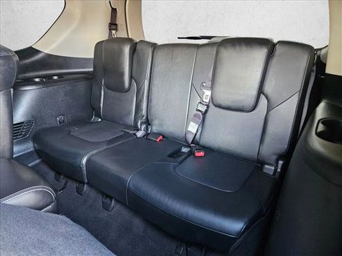 Used 2017 INFINITI QX80 2WD image 21