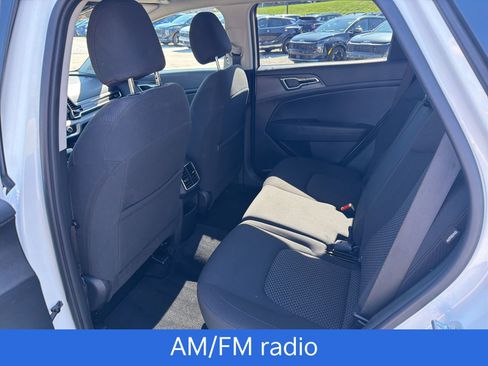 Certified 2025 Kia Sportage LX AWD/4WD image 18