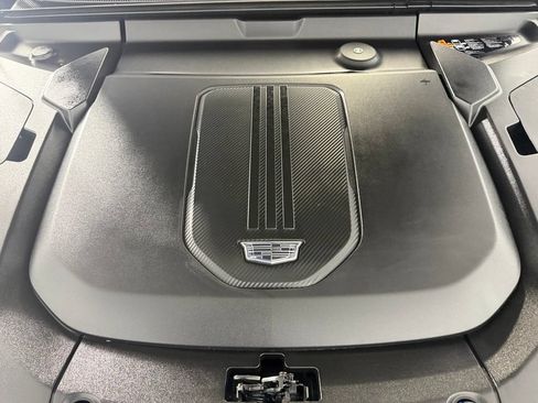 Used 2024 Cadillac Lyriq Luxury RWD image 36