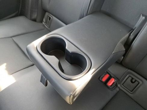 Used 2025 Toyota Prius FWD image 25