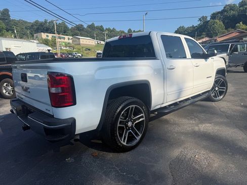 Used 2015 GMC Sierra 1500 SLE w/ Carbon-22 Edition AWD/4WD image 17
