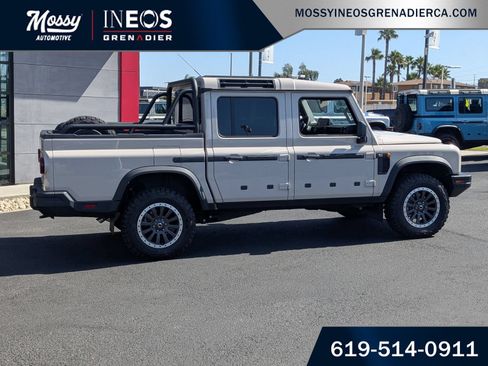 Used 2025 INEOS Grenadier AWD/4WD image 4
