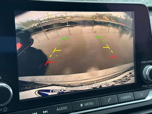 Used 2022 Nissan Altima 2.5 SR image 10