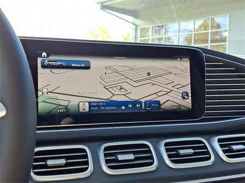 Used 2026 Mercedes-Benz GLS 450 4MATIC image 17