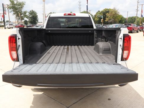 Used 2024 GMC Sierra 1500 Pro w/ Convenience Package RWD image 19