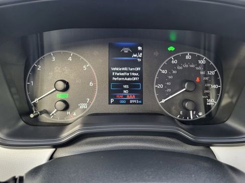 Used 2024 Toyota Corolla SE w/ Convenience Package image 18