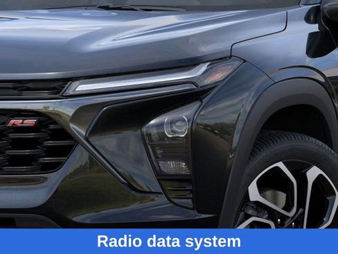 New 2026 Chevrolet Trax RS w/ Sunroof Package image 11