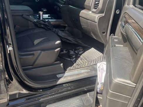 Used 2024 Chevrolet Silverado 1500 RST RWD image 9