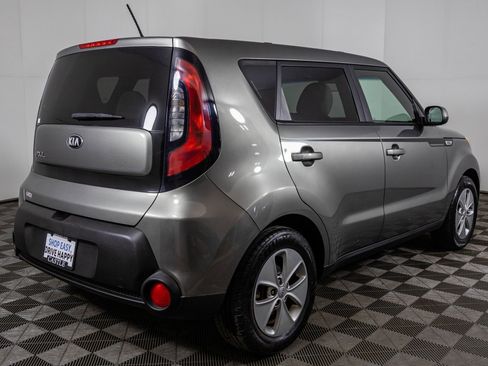 Used 2015 Kia Soul image 11