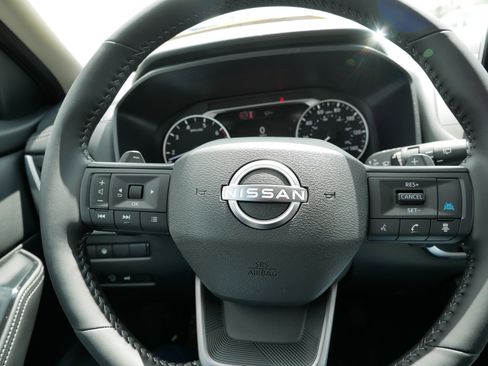 Used 2026 Nissan Rogue SV w/ Cold Weather Package AWD/4WD image 25