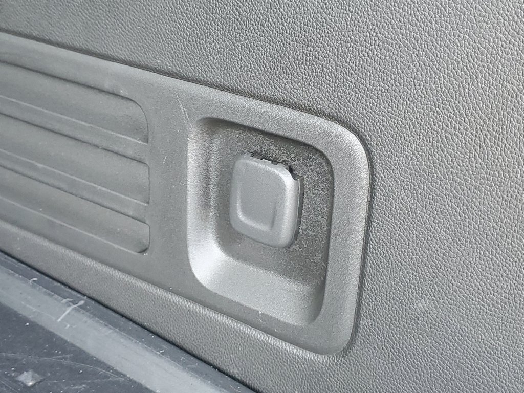 Used 2023 Chevrolet Traverse RS w/ LPO, Floor Liner Package AWD/4WD image 9
