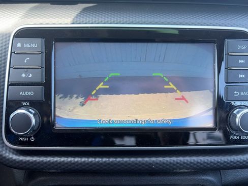 Used 2023 Nissan Kicks S FWD image 13