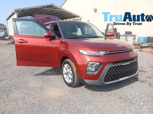 Used 2020 Kia Soul S FWD image 9