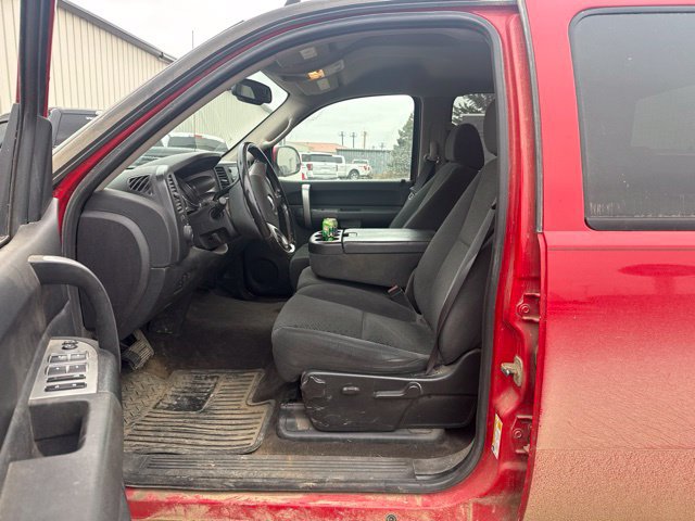 Used 2008 GMC Sierra 2500 SLE w/ Convenience Package AWD/4WD image 3