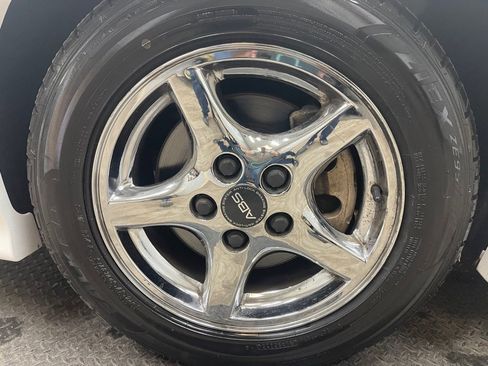 Used 2000 Pontiac Firebird Trans Am RWD image 40