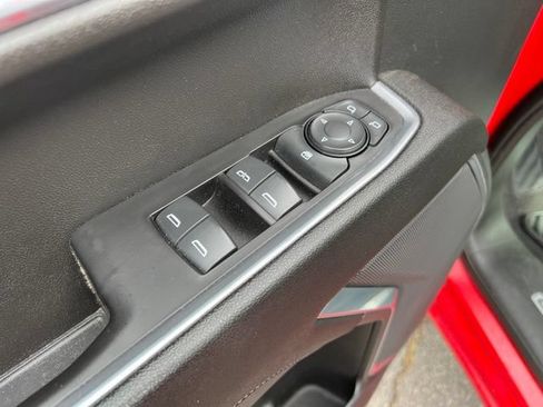 Used 2023 Chevrolet Silverado 1500 LT w/ Safety Package AWD/4WD image 21