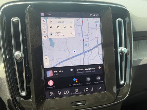 New 2026 Volvo XC40 B5 Ultra w/ Protection Package Premier image 13