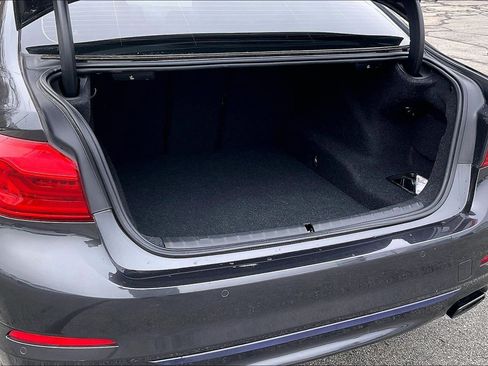 Used 2018 BMW 540i xDrive w/ Premium Package image 30