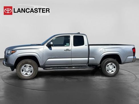 Used 2021 Toyota Tacoma SR5 RWD image 4