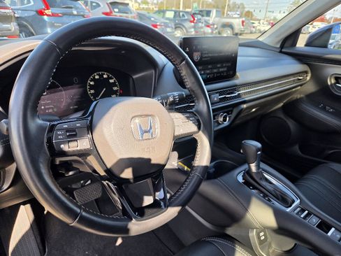 Used 2025 Honda HR-V EX-L image 7