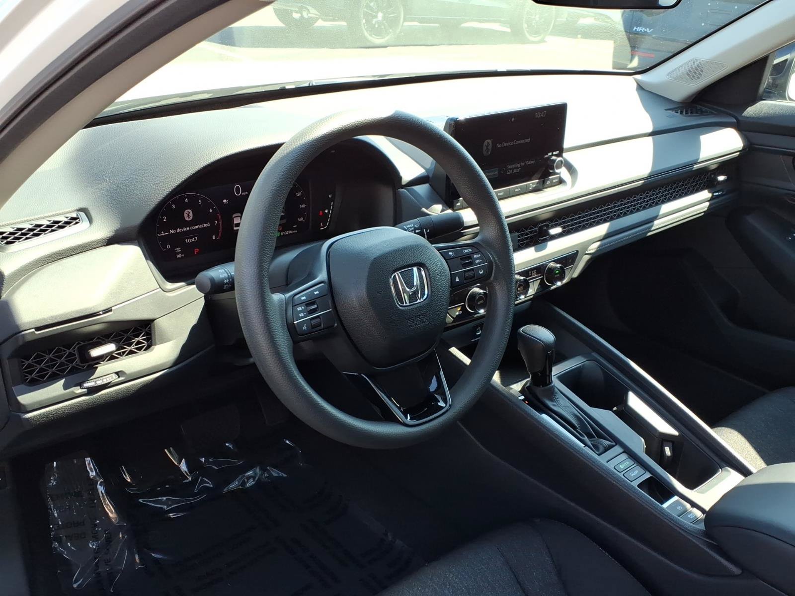 Certified 2025 Honda Accord SE image 10