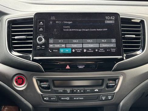 Used 2025 Honda Ridgeline Sport image 12