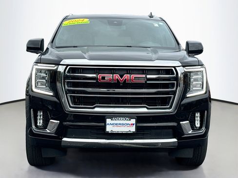 Used 2024 GMC Yukon XL SLT w/ SLT Luxury Package image 17