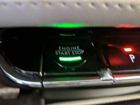 Certified 2022 Lincoln Nautilus Reserve w/ Equipment Group 201A image 23