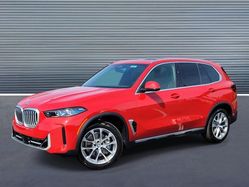New 2026 BMW X5 sDrive40i RWD image 1
