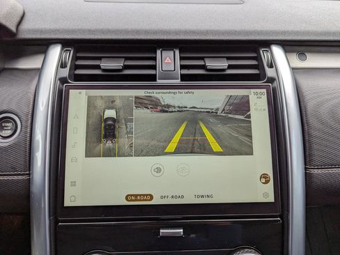 Used 2023 Land Rover Discovery S R-Dynamic image 21