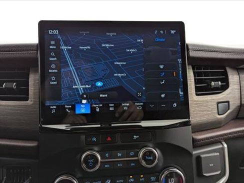 Used 2023 Ford Expedition Limited image 28