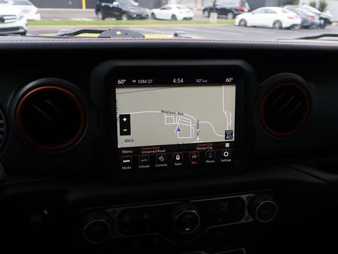 Used 2023 Jeep Gladiator Mojave w/ LED Lighting Group AWD/4WD image 22