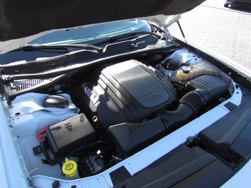 Used 2018 Dodge Challenger R/T RWD image 21