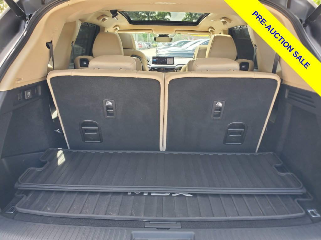 Used 2024 Acura MDX w/ Technology Package FWD image 8