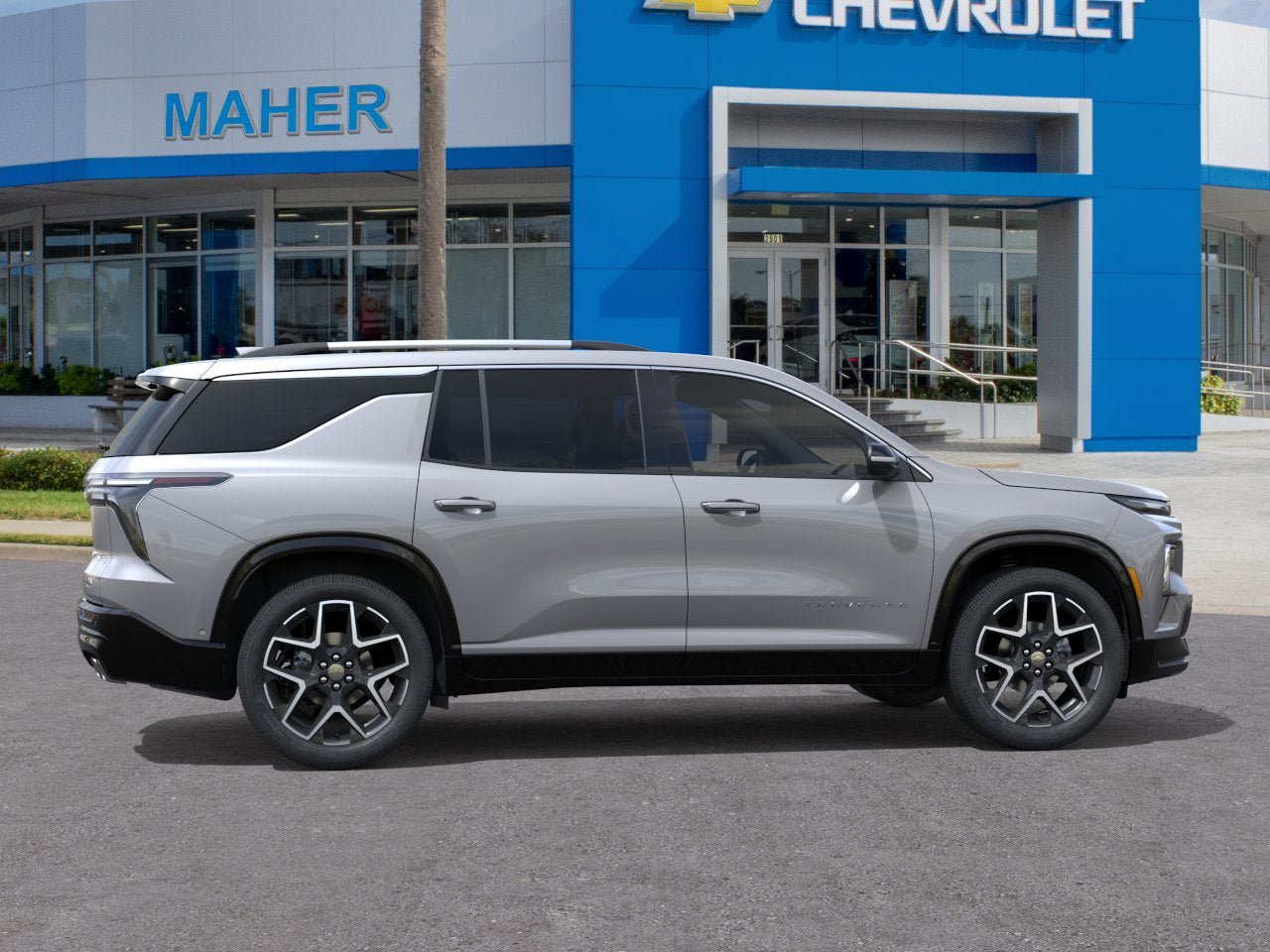 New 2026 Chevrolet Traverse High Country w/ LPO, Floor Liner Package FWD image 5