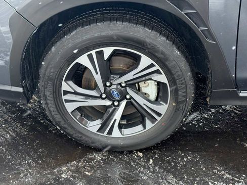 Certified 2025 Subaru Crosstrek 2.0i Premium image 10