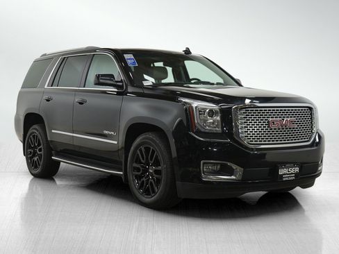 Used 2017 GMC Yukon Denali w/ Open Road Package AWD/4WD image 7