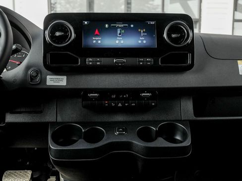 New 2025 Mercedes-Benz Sprinter 2500 image 19