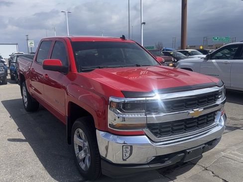 Used 2018 Chevrolet Silverado 1500 LT w/ All Star Edition AWD/4WD image 18