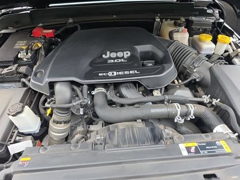 Used 2022 Jeep Wrangler Unlimited Sport AWD/4WD image 10
